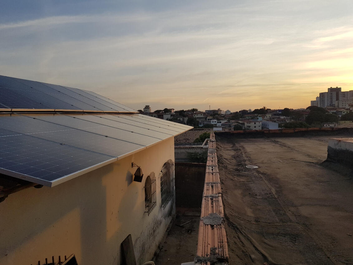 Reconhecimento pelos anos de serviços prestados à Cemig, com experiência em redes e sistemas elétricos.